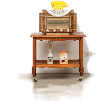 Desserte à roulettes avec radio TSF et téléphone vintage, Petit Salon